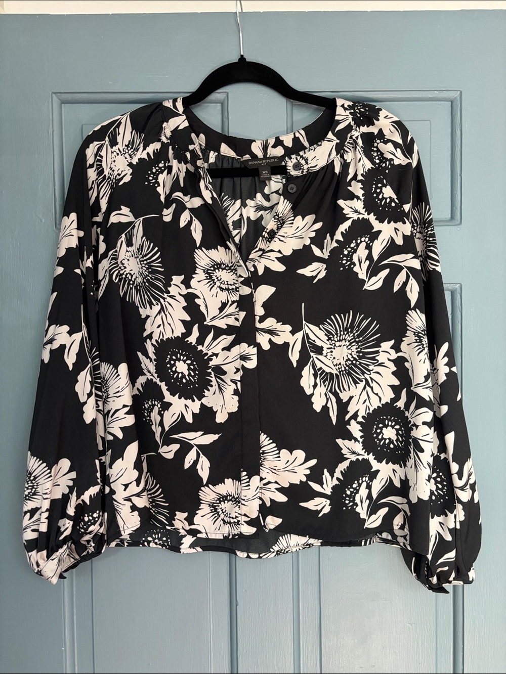 Banana Republic Black and White Floral Blouse